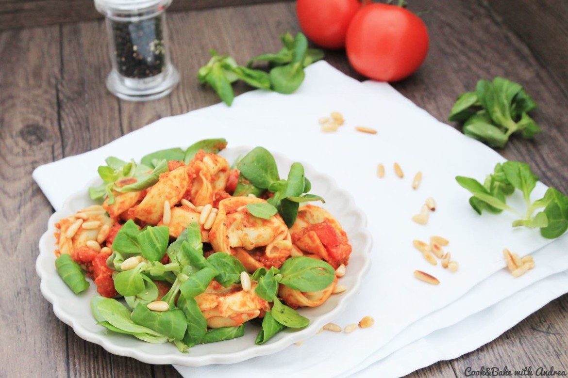 cb-with-andrea-mediterraner-tortellini-salat-pasta-classica-von-hilcona-www-candbwithandrea-com