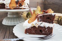 Bratbirnetorte mit Mandelknusper