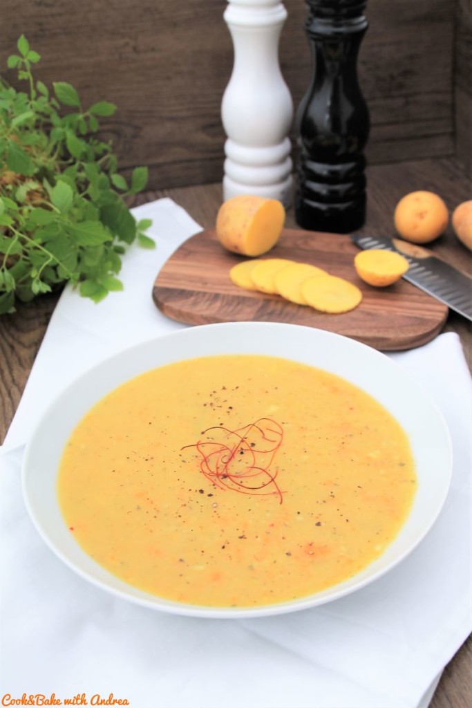 cb-with-andrea-klassische-kartoffelsuppe-vegan-rezept-herbst-www-candbwithandrea-com