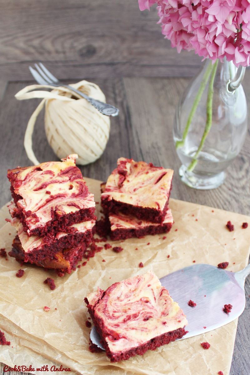 Marmorierte Red-Velvet-Brownies - C&B with Andrea Marmorierte Red-Velvet-Brownies - C&B with Andrea