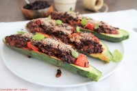 Zucchinischiffchen mit Reisfüllung [vegan]